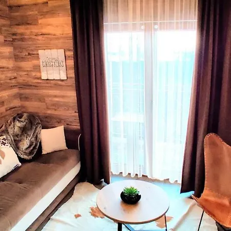 Apartamento F10 Milmari *