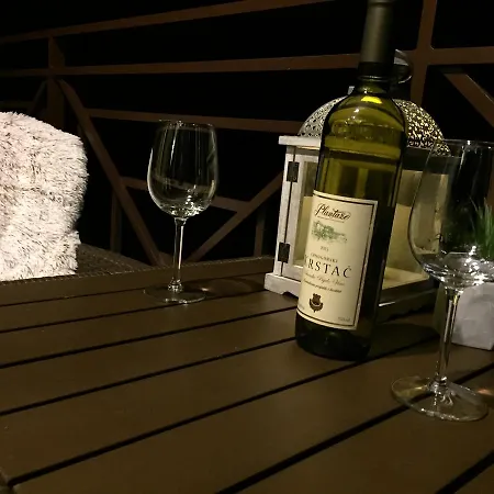 Apartamento F10 Milmari *