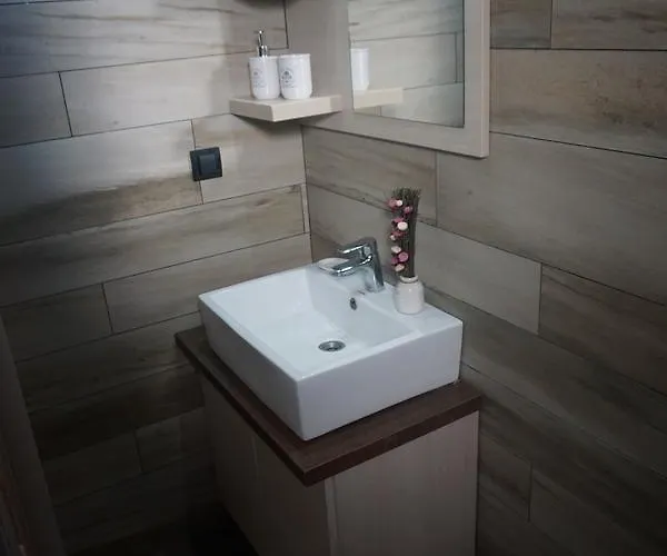 Apartman F10 Milmari